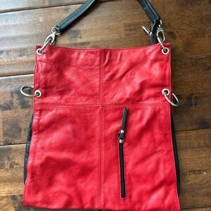 Elegant Red and Black Leather Shoulder Bag